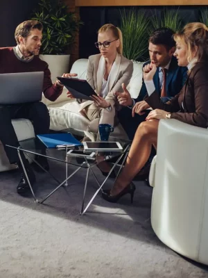 jobs-fuer-digitalexperten-2-1.webp jobs-fuer-digitalexperten-2-1.webp